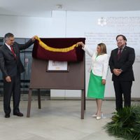 El magisterio es el eje y futuro del país: Américo