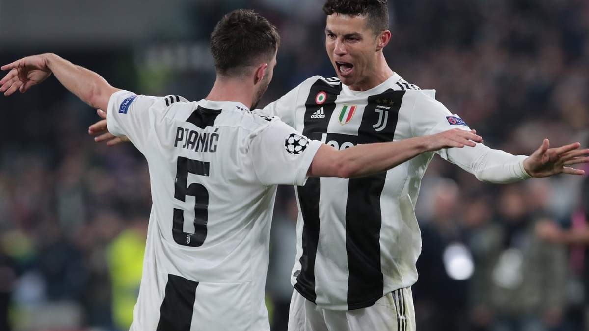 Miralem Pjanic con Cristiano Ronaldo. Fuente (Instagram)