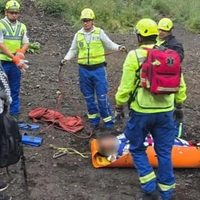 Rescatan a hombre que cayó al interior del cráter del volcán Xitle, ubicado en la alcaldía Tlalpan