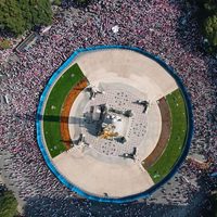 ”Por eso no vinieron al Zócalo, no hubieran llenado ni la mitad”: AMLO ante marcha por el INE