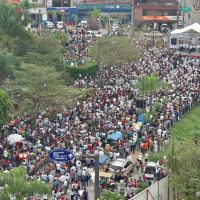 Tras las botargas de Hugo Chávez, ahora infiltrados en acto de AMLO en Veracruz se mofan de la 'amnistía”