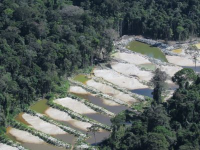 Marcha atrás: el Gobierno de Brasil suspendió los permisos para explorar oro en la Amazonía
