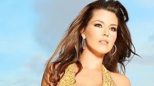 ¡Chau pudor! Alicia Machado se animó al bikini pero se le escapó un detalle
