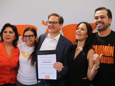 Salomón Chertoriviski se registra como precandidato de Movimiento Ciudadano a la jefatura de la CDMX