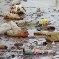 Cada año se vierten en los océanos 13 millones de toneladas de plástico: ONU