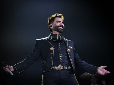 Alejandro Fernández honra a “Chente” en la CDMX ante 65 mil fans en el Estadio GNP (Video)