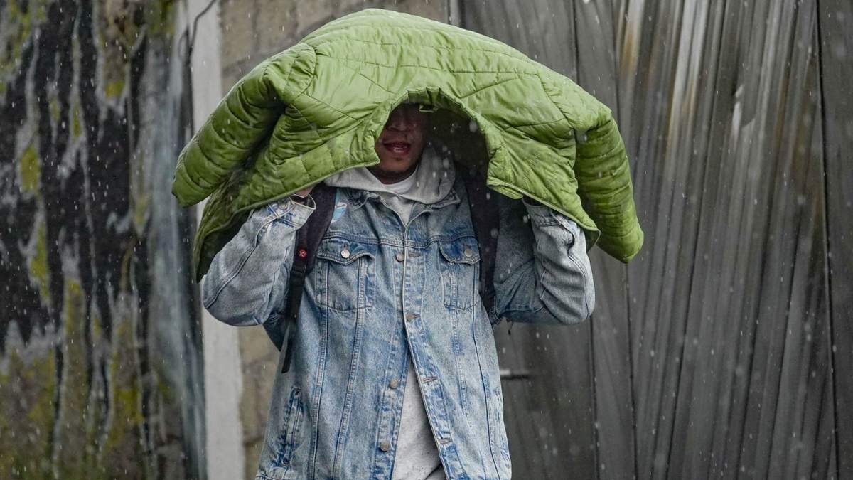 Frío y lluvia se registró este martes en zonas altas de la alcaldía Cuajimalpa,