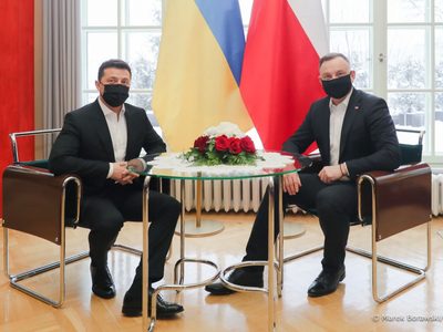 Rusia se comporta de la misma manera que Hitler y las SS: Polonia