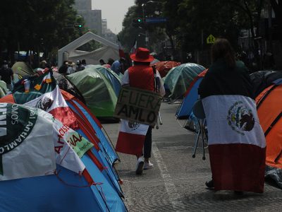 Frenaaa y la ultraderecha católica