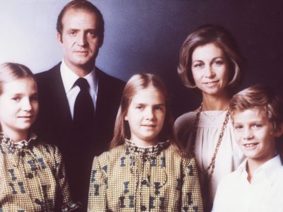 Revelan detalles de la vida privada de la Reina Sofía con sus hijos