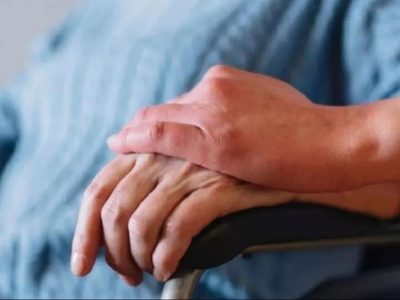 Fuerte reclamo de acompañantes terapéuticos por sueldos mínimos y la realización de convenios