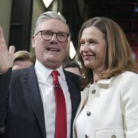 El Partido Laborista asciende al poder en una elección histórica en Reino Unido