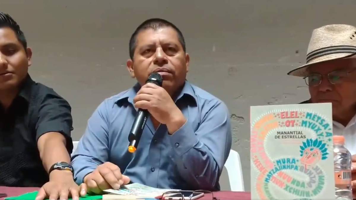 por Apolonio Bartolo Ronquillo, poete, cantante y hablante de mazateco