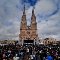 En el Día de la Mujer, la Iglesia realiza una misa en contra del aborto