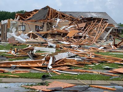 Devastadores tornados en Estados Unidos dejaron víctimas fatales y heridos