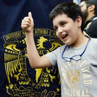 'Niño genio” de la UNAM pide a López Obrador no cometer errores de presidentes anteriores
