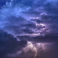 El clima, ciclotímico: 14 provincias podrían sufrir vientos, tormentas y nevadas