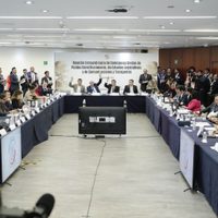 Reforma de telecomunicaciones y radiodifusión avanza en comisiones del Senado