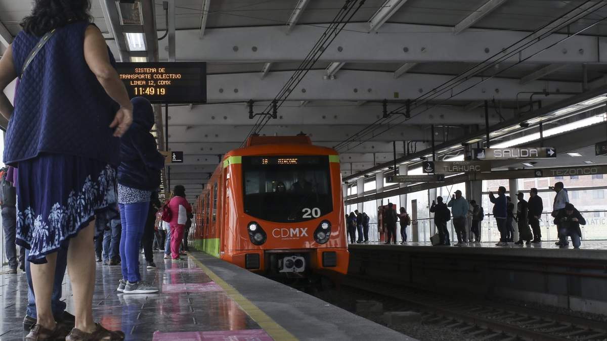 Sistema de Transporte Colectivo. Los horarios del fin de año
