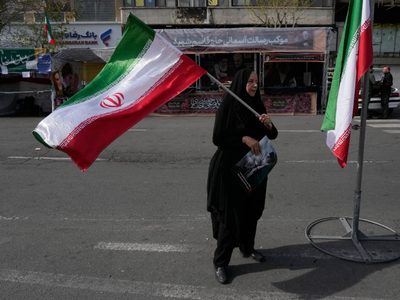EU aplaza 5 días ataques a plantas eléctricas de Irán, amplía plazo de Trump en estrecho de Ormuz
