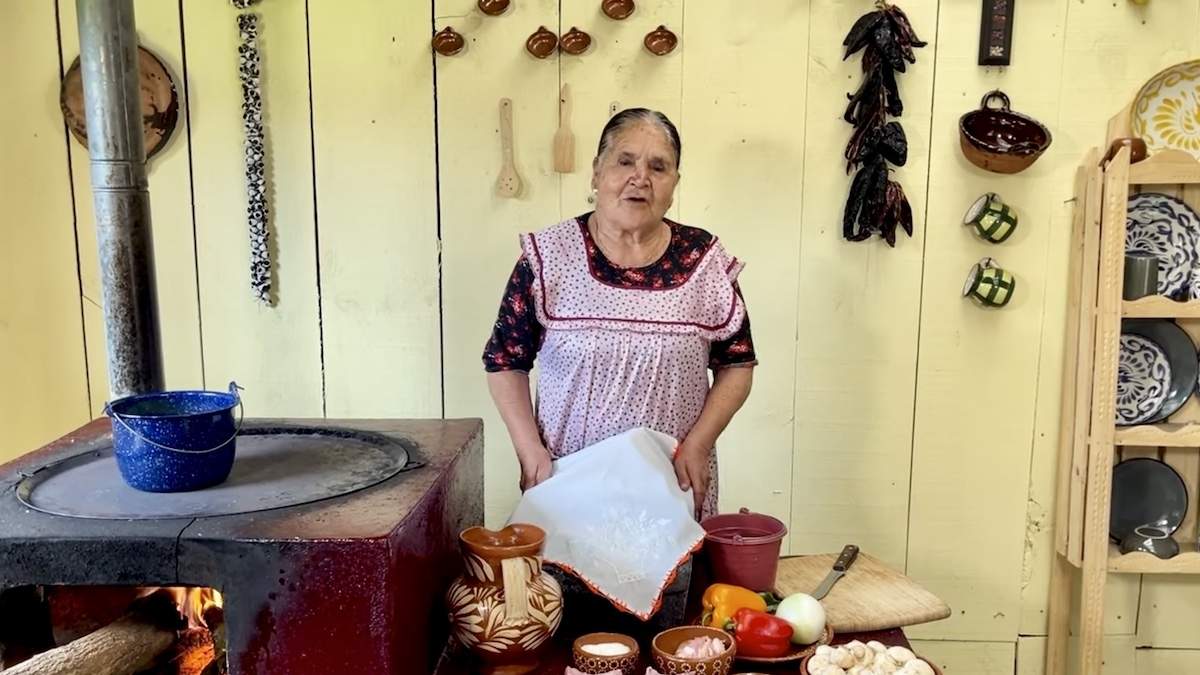 Doña Angela Gardias