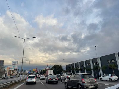 Viernes de altas temperaturas y alerta por Zonda