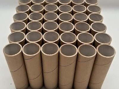 No tires los tubos de cartón del papel de cocina: creá estos hermosos servilleteros para Navidad
