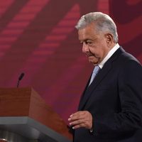 AMLO pide a Murillo Karam hablar sobre la "verdad histórica": "que diga quién le dio la orden"