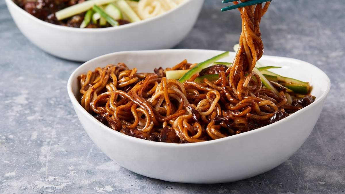 Jajangmyeon. Fuente: (Instagram)