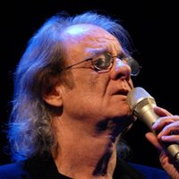 El lamento de los artistas por el fallecimiento de Aute: "No podremos despedirte"