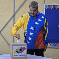 "Sólo reconoceré los resultados que divulgue el árbitro electoral": Maduro