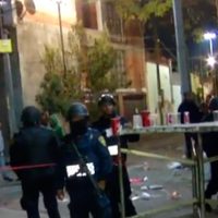 Fiesta patronal en Iztacalco acaba en pleito; hay un muerto y un herido