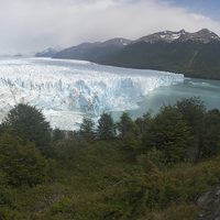 Imágenes imperdibles de un espectáculo natural en el Glaciar Perito Moreno