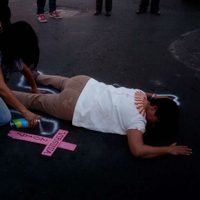 En marcha y mitin, levantan la voz en Chimalhuacán por mujeres violentadas