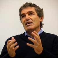 El ministro de Salud porteño reconoció que hay descenso de contagios pero pidió "prudencia"