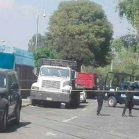 Hallan dos cuerpos encobijados en los límites de Edomex y la CDMX