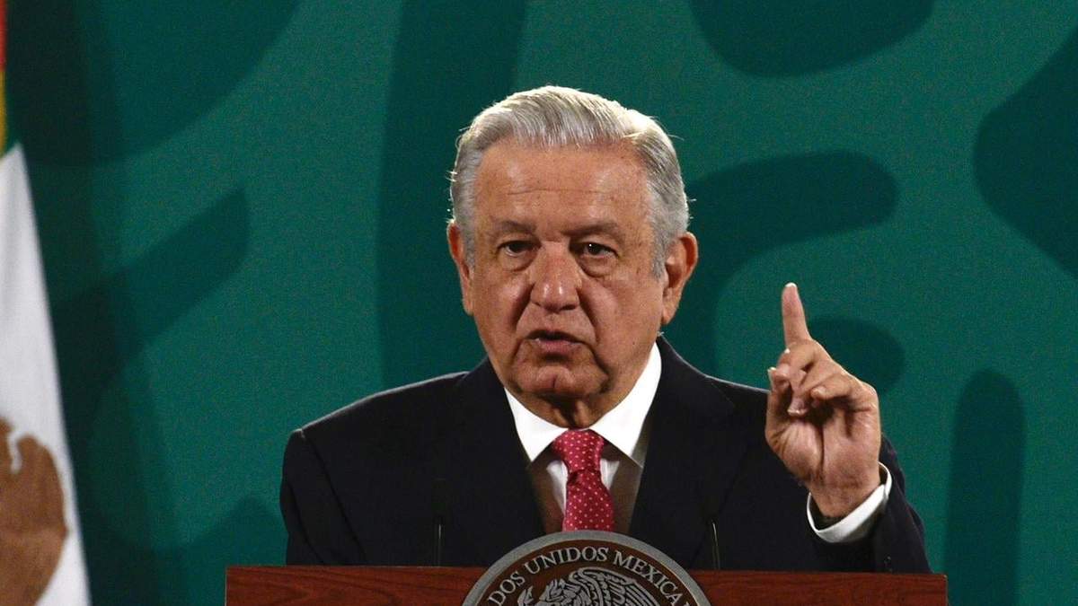 AMLO rechazó la exigencia de la carta responsiva para regresar a clases