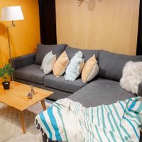 Sin gastar ni comprar una nueva: mirá esta idea "low cost" para decorar tu mesa ratona si está manchada