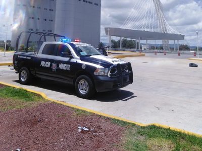 Encuentran golpeada y atada a un árbol a joven reportada como desaparecida en Puebla