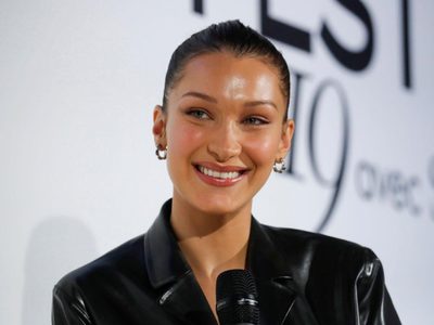 ¿Qué le pasó a su...? Bella Hadid sube el video más extraño de todos y ¡no está sola!