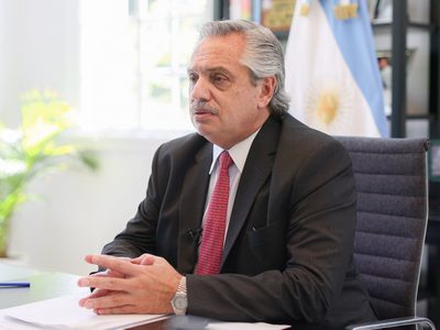 Uno de sus ministros lanzó una fuerte advertencia para Alberto: “No hay margen para ningún error”