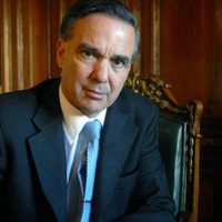 Pichetto afianza su discurso y defiende a Macri