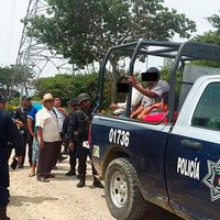 Detienen a 15 zapotecos en el parque eólico Bii Hioxo a solicitud de empresa francesa