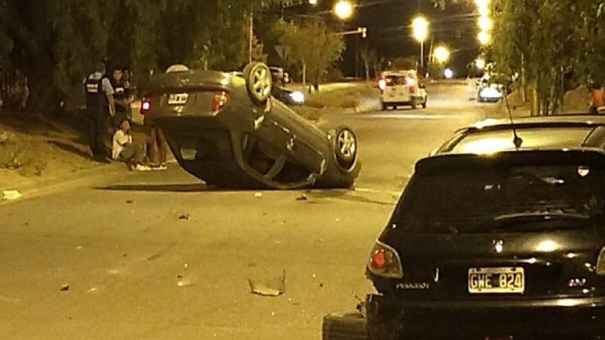 Accidente en el oeste neuquino. Fuente: (Twitter)