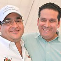 Demandan a extesorero de Duarte por 'retención indebida” de 22.4 mdp a burócratas