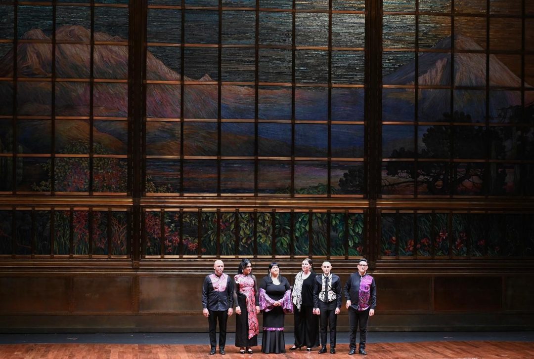 El grupo “a capella”. Foto @vozenpunto