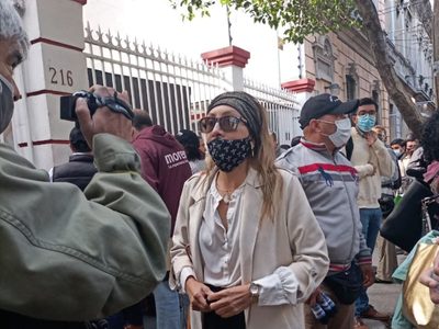 Precandidata de SLP denuncia "asqueroso contubernio" entre Morena y el gobernador del PRI