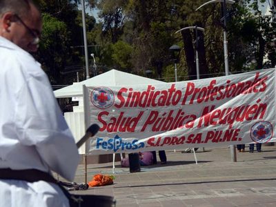 Profesionales de la Salud de Neuquén iniciarán este lunes un paro de cinco días