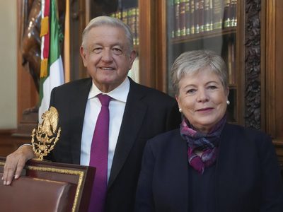 En momentos de transición, las difíciles tareas de la nueva canciller