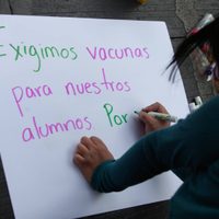 México acata la ruta de la OMS para vacunación; los niños son el grupo de menor riesgo: Ssa